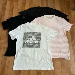 VGUC 5 pc Bundle Men’s cotton tshirts sz Medium